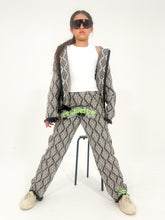 Load image into Gallery viewer, Majestic