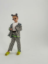 Load image into Gallery viewer, Majestic