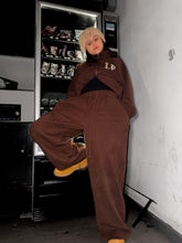 Load image into Gallery viewer, Chocolate pearl lounge
